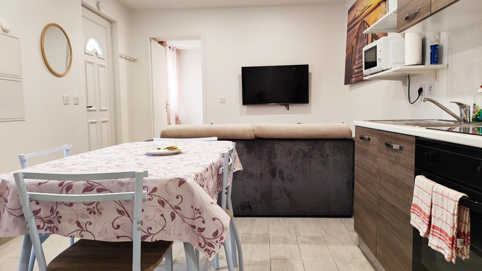 La Serenade Numero 5 * Montreuil (Seine-Saint-Denis)